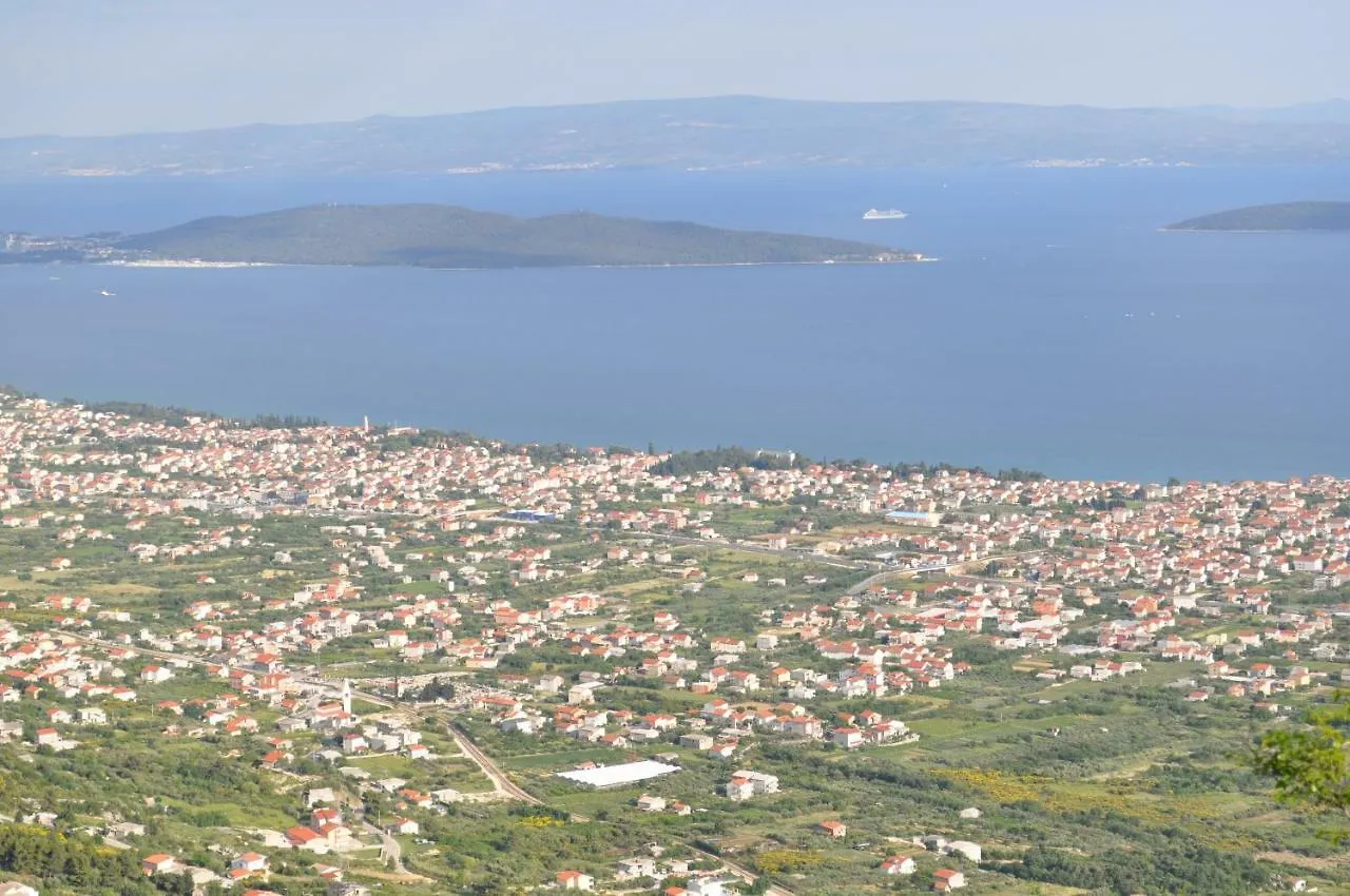Apartmani Ujakovic Kastela Apartment